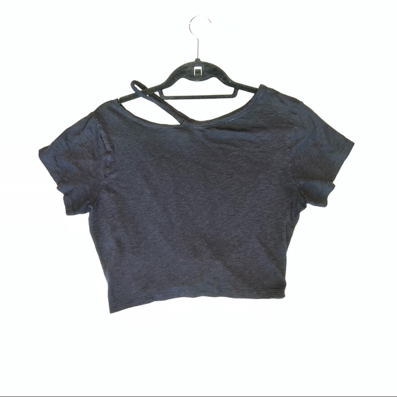 Express Crop Top - Picture 2 of 3